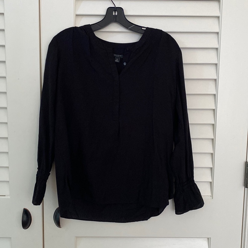 Ann Taylor XS petite black shirt with ruffle detail